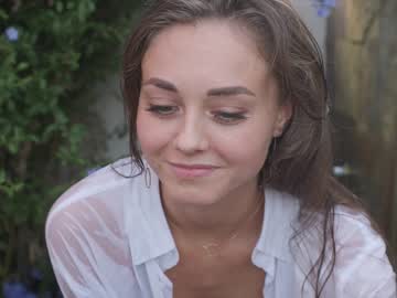 webcam girl lettymoa live cam image #6865446