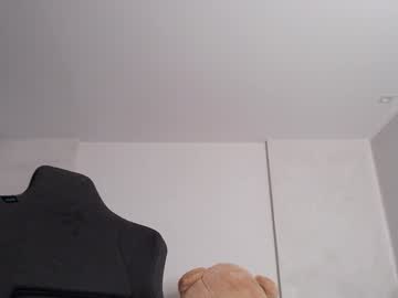 webcam girl smileyouarehere live cam image #12046747