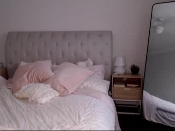 webcam girl parisbabyxox live cam image #10605797