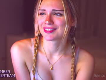 webcam girl emmber live cam image #3143877