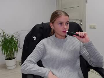 webcam girl abby_laker live cam image #11443987
