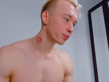 webcam man l_adonis_l live cam image #973426