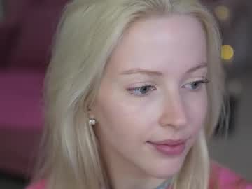 webcam girl my_stella live cam image #12599165