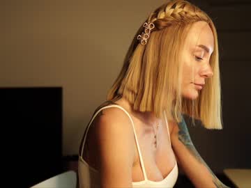 webcam girl drug_girl live cam image #2395375