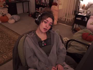 webcam girl evelynpiers live cam image #7020205