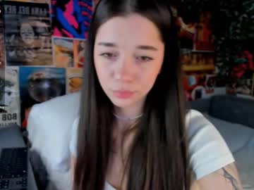 webcam girl flirtykitty_ live cam image #12394331