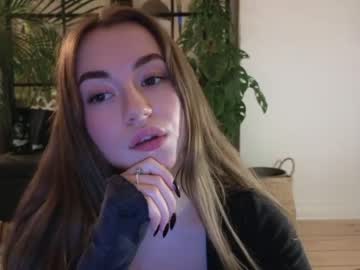 webcam girl strawberryjamx live cam image #7286028