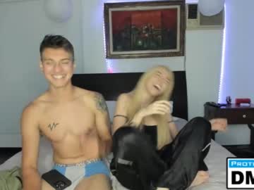 webcam couple alyssa_powers live cam image #3948723