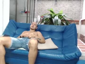 webcam man heteros_men live cam image #453078
