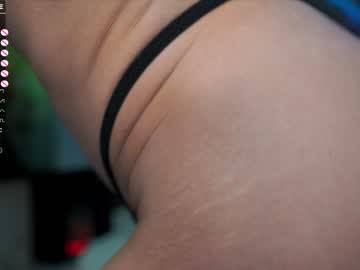 webcam girl xoxo_emma live cam image #1614956