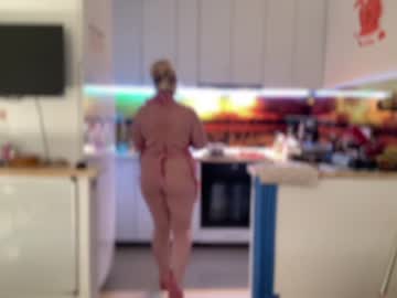 webcam girl kiradivine live cam image #7198211