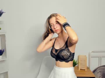 webcam girl crazy_selfi live cam image #7299271