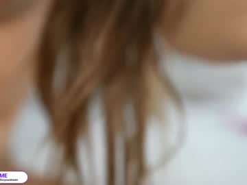 webcam girl dovia live cam image #10050673