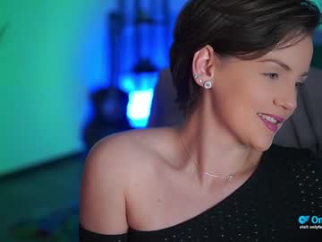webcam girl tiffanyriox live cam image #7135766