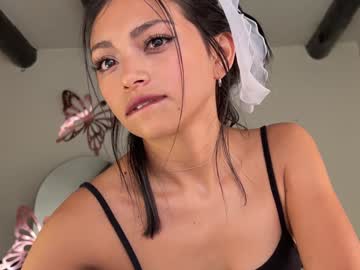 webcam girl sweet_littleee live cam image #10424642