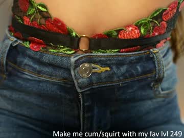 webcam girl dovia live cam image #10104005