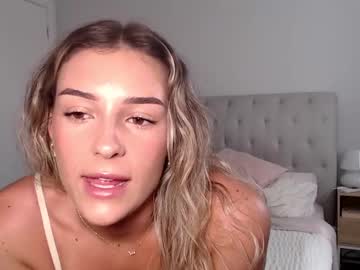 webcam girl parisbabyxox live cam image #10655632