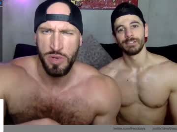 webcam man travisconnor86 live cam image #5973852