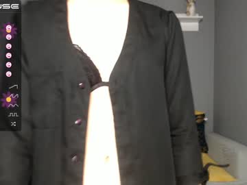 webcam girl little_v1rgin_angel live cam image #2983022