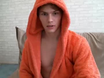 webcam man milkshake_on_body live cam image #171692