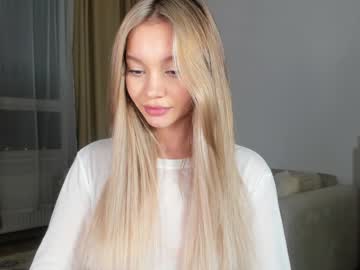webcam girl honeybae3 live cam image #10997302