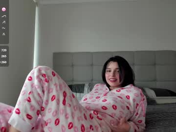 webcam girl yourfreakygirl live cam image #10553942