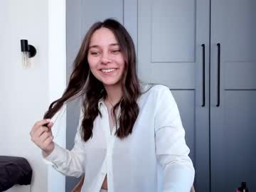 webcam girl eleonora_linn live cam image #2508133