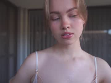 webcam girl bibi_it_is live cam image #7560670