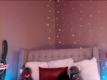 webcam girl aubrilee live cam image #4042156