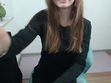 webcam girl vivien_slender live cam image #9855934