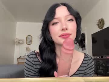 webcam tranny evelynforever live cam image #12126880