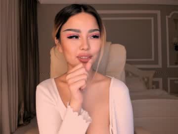 webcam girl bae_suz live cam image #1982892