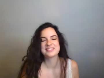 webcam girl ifyoucumeyecum live cam image #3031543