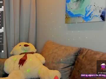 webcam girl your__voice live cam image #3752502