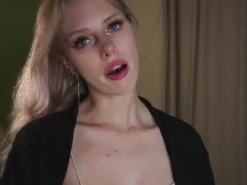 webcam girl audreycarvin live cam image #12812340