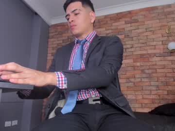 webcam man gael_williams4 live cam image #8608876