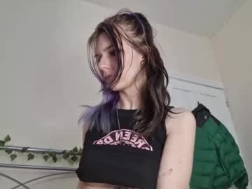webcam girl lizzyylovesick live cam image #9748078