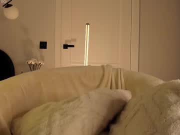 webcam girl tollysage live cam image #12378422