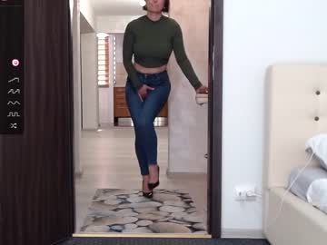 webcam girl carmela_fox live cam image #7150351