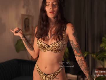 webcam girl effyloweell live cam image #4646496