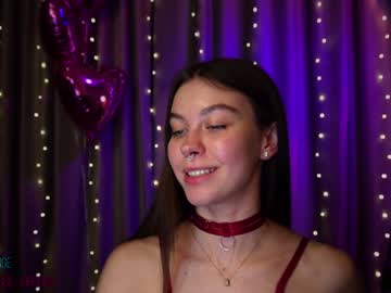 webcam girl nika_lodge live cam image #8532320