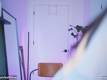 webcam girl katdreams live cam image #9522619