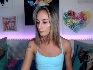 webcam girl holihurricane live cam image #11134129