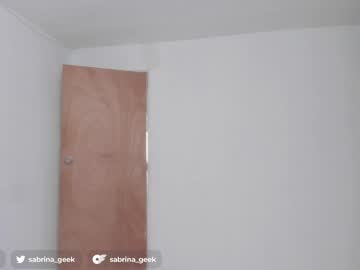 webcam girl sabrina_geek live cam image #11107707