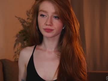 webcam girl lizzy_blaze live cam image #9952055