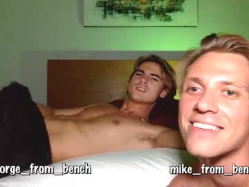 webcam man guys_from_the_bench live cam image #4764450