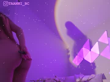 webcam girl taanni_bc live cam image #7154204