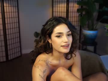 webcam girl jadeperez_ live cam image #4218602