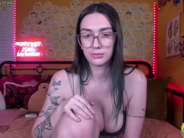 webcam girl daydreamur_gurl live cam image #1394456