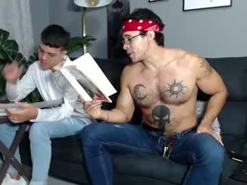 webcam man bless_my_neighbor live cam image #1881478